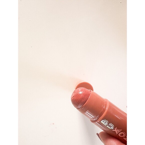 Buxom Power-Full Plump Lip Balm ~ INNER GLOW (Nude) ~ Lips Visibly Plumping NIB - Picture 4 of 4